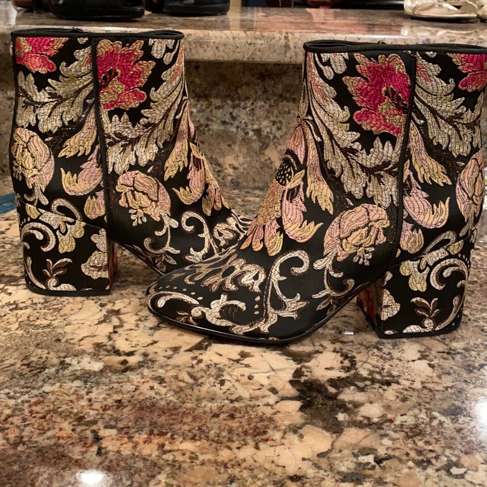 Sam Edelman floral boot
